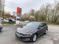 Gebraucht VW Passat Highline 150 PS (110 kW) 2018 Grau Kombi