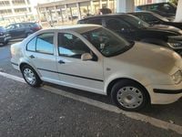 Gebraucht VW Bora 102 PS (75 kW) 2003 Weiß Limousine