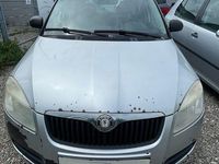 Gebraucht Skoda Fabia Classic 80 PS (58 kW) 2010 Silber Kleinwagen