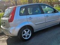 Gebraucht Ford Fiesta 60 PS (44 kW) 2008 Grau Kleinwagen