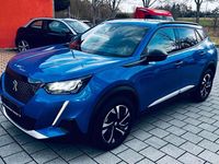 Używany Peugeot 2008 Active 131 KM (96 kW) 2023 Niebieski SUV
