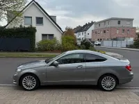 Gebraucht Mercedes C220 170 PS (125 kW) 2012 Grau Coupé