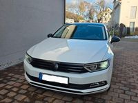 Gebraucht VW Passat Comfortline 120 PS (88 kW) 2015 Weiß Limousine