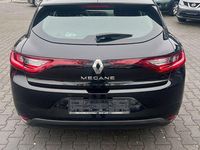 Gebraucht Renault Mégane IV Life 101 PS (74 kW) 2017 Schwarz Limousine