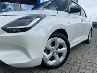 Gebraucht Suzuki Swift Comfort+ 83 PS (61 kW) 2025 Weiß Kleinwagen
