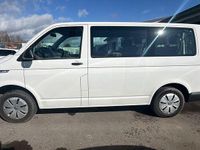 Gebraucht VW Caravelle 110 PS (80 kW) 2021 Weiß Van / Kleinbus