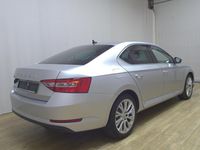 Gebraucht Skoda Superb Ambition 150 PS (110 kW) 2021 Silber Limousine