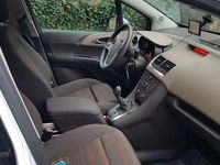 Gebraucht Opel Meriva 120 PS (88 kW) 2013 Weiß Van / Kleinbus