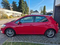 Gebraucht Toyota Auris 101 PS (74 kW) 2009 Rot Kleinwagen