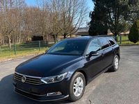 Gebraucht VW Passat R 150 PS (110 kW) 2016 Schwarz Kombi