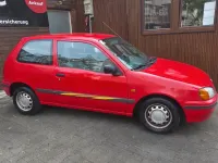 Gebraucht Toyota Starlet 75 PS (55 kW) 1996 Rot Kleinwagen