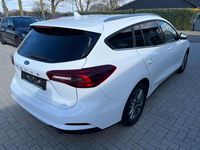 Gebraucht Ford Focus Titanium X 116 PS (85 kW) 2024 Frozen white Kombi