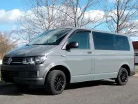 Gebraucht VW Transporter 102 PS (75 kW) 2017 Grau Van