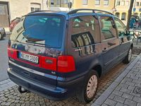 Gebraucht VW Sharan 125 PS (91 kW) 2002 Blau Van / Kleinbus