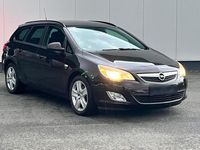 Gebraucht Opel Astra 110 PS (80 kW) 2012 Braun Kombi