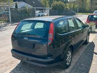 Second-hand Ford Focus 100 CP (73 kW) 2005 Negru Break