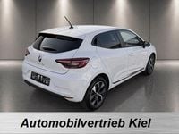 Second-hand Renault Clio V Evolution 67 CP (49 kW) 2023 Alb Berlinǎ