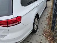 Gebraucht VW Passat Comfortline 190 PS (139 kW) 2018 Weiß Kombi