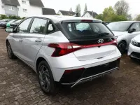 Neu Hyundai i20 Select 90 PS (66 kW) 2026 Aurora grey mineraleffekt Kleinwagen