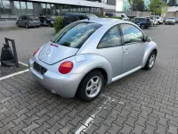 Gebraucht VW New Beetle 75 PS (55 kW) 2002 Silber Kleinwagen