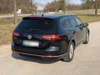 Gebraucht VW Passat 150 PS (110 kW) 2018 Schwarz Kombi