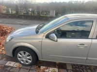 Gebraucht Opel Astra 90 PS (66 kW) 2007 Grau Limousine