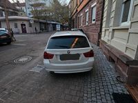 Gebraucht BMW 320 184 PS (135 kW) 2010 Weiß Kombi