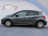 Gebraucht Peugeot 208 Active 102 PS (75 kW) 2019 Grau Kleinwagen