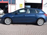 Gebraucht Opel Astra Edition 116 PS (85 kW) 2010 Blau Limousine