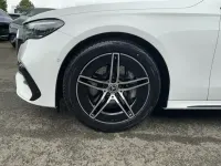 Gebraucht Mercedes E200 AMG 204 PS (150 kW) 2025 Weiss Limousine