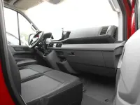 Neu VW Crafter 140 PS (102 kW) 2026 Kirschrot Van