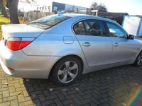 Gebraucht BMW 523 177 PS (130 kW) 2006 Silber Limousine