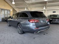Gebraucht Mercedes E300 AMG line 320 PS (235 kW) 2021 Metalliclack selenitgrau Limousine