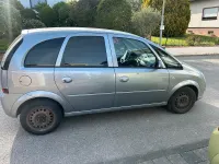 Second-hand Opel Meriva 101 CP (74 kW) 2006 Albastru Monovolum