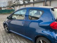 Gebraucht Toyota Aygo 68 PS (50 kW) 2007 Blau Kleinwagen