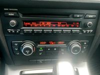 Gebraucht BMW 320 177 PS (130 kW) 2009 Schwarz Kombi