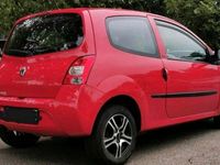 Gebraucht Renault Twingo 59 PS (43 kW) 2010 Rot Kleinwagen