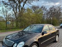 Gebraucht Mercedes E220 150 PS (110 kW) 2004 Schwarz Limousine