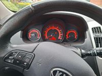 Gebraucht Kia ProCeed Edition 7 116 PS (85 kW) 2012 Weiß Kleinwagen