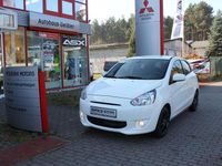 Gebraucht Mitsubishi Space Star Diamant Edition 80 PS (58 kW) 2015 Islandweiß Limousine