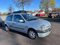 Gebraucht Renault Clio II 58 PS (42 kW) 2000 Grau Kleinwagen