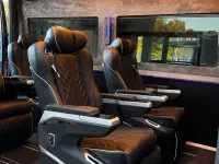 Gebraucht Mercedes Sprinter 190 PS (139 kW) 2026 Schwarz Van