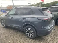 Neu VW Tiguan Life 150 PS (110 kW) 2026 Delfingrau metallic SUV