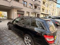 Second-hand Mercedes C220 170 CP (125 kW) 2010 Negru Berlinǎ