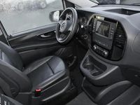 Gebraucht Mercedes e-Vito 150 kW (204 PS) 2021 Brillantsilber metallic Van / Kleinbus