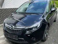 Gebraucht Opel Zafira Tourer drive 140 PS (102 kW) 2015 Schwarz Van / Kleinbus