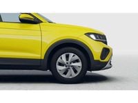 Neu VW T-Cross Life 95 PS (69 kW) 2025 Gelb (grape yellow) SUV