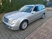 Gebraucht Mercedes E220 150 PS (110 kW) 2004 Silber Kombi