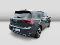 Usata VW Golf VIII Move 110 CV (80 kW) 2024 Grigio Berlina