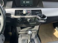 gebraucht BMW 525 d A Kombie -Klima Tüv bis 2026